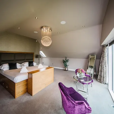 Pensjonat Carus House @ Carus