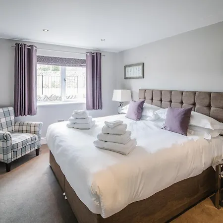 Guest house Carus House @ Carus