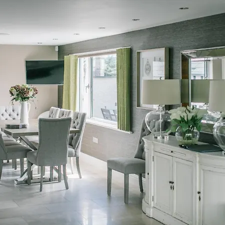 Carus House @ Carus ケンダル